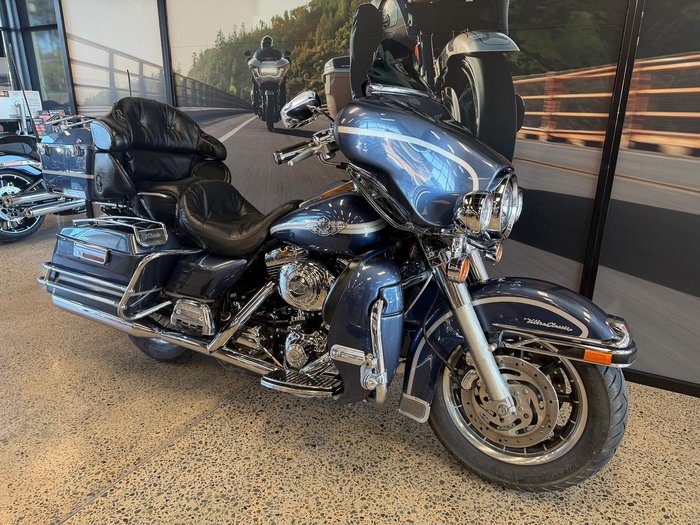 2003 Harley-Davidson Ultra Classic Electra Glide 100th Anv (FLHTCUIANV)