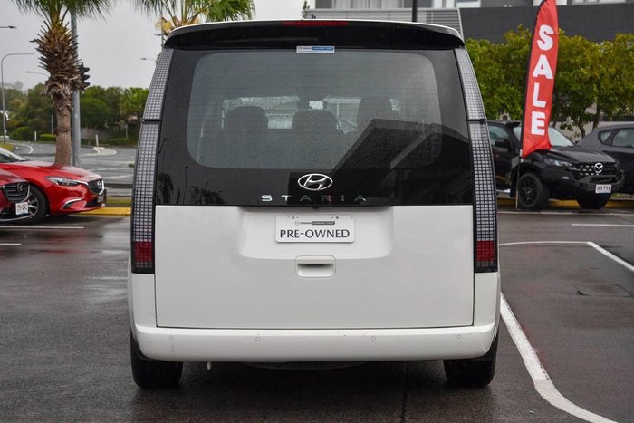 2022 Hyundai STARIA 2WD