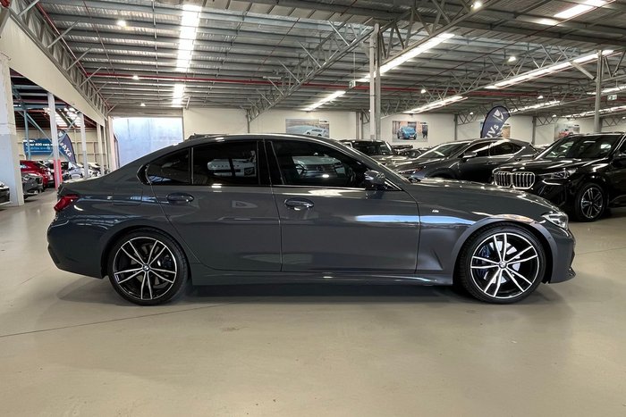 2019 BMW 3 Series 330i Luxury Line