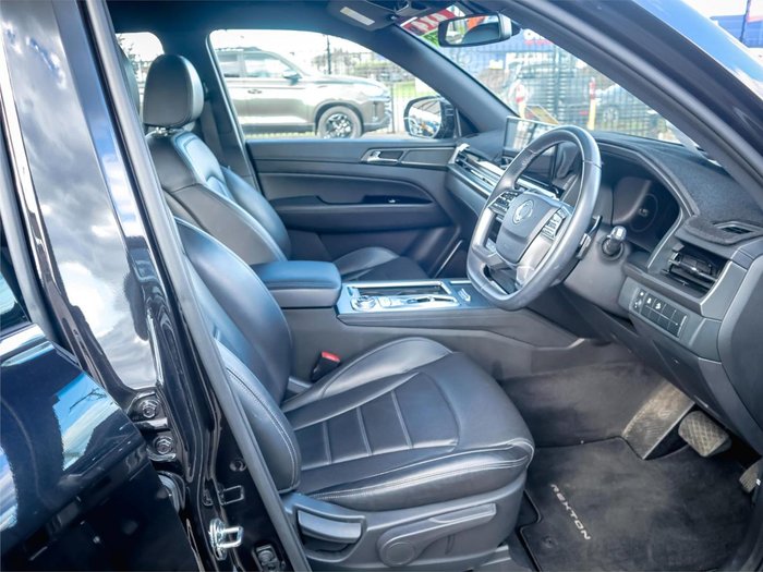 2025 KGM Rexton ELX