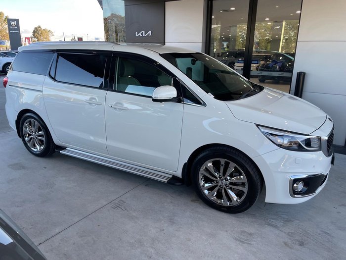 2016 Kia Carnival Platinum