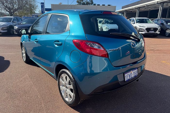 2014 Mazda 2 Neo Sport