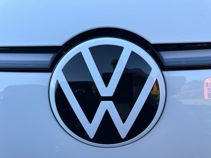 2026 Volkswagen ID. Buzz Pro BEV560