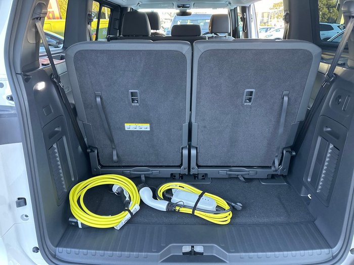 2026 Volkswagen ID. Buzz Pro BEV560