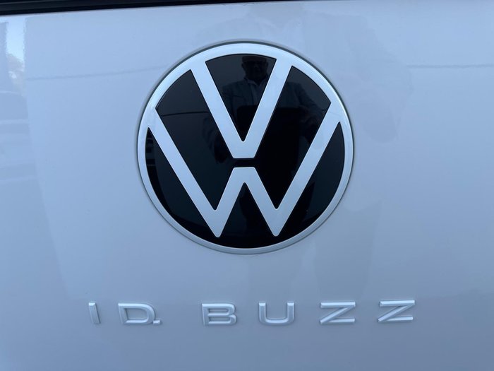 2026 Volkswagen ID. Buzz Pro BEV560