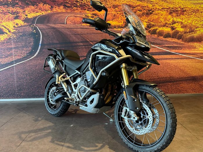 2023 Triumph Tiger 1200 Rally Explorer Tiger Black
