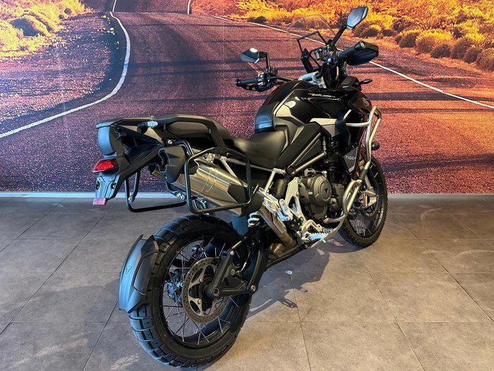 2023 Triumph Tiger 1200 Rally Explorer Tiger Black