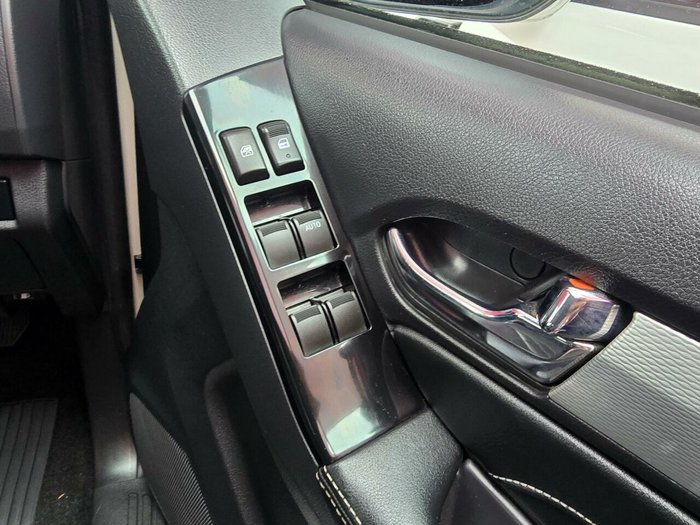 2018 Isuzu MU-X LS-T