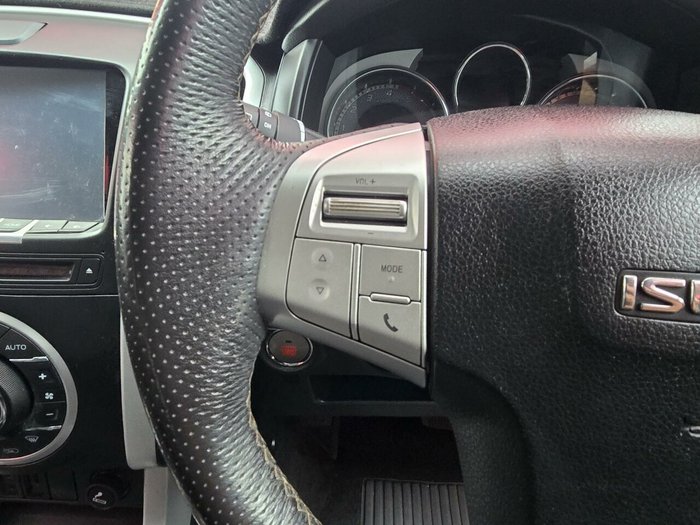2018 Isuzu MU-X LS-T