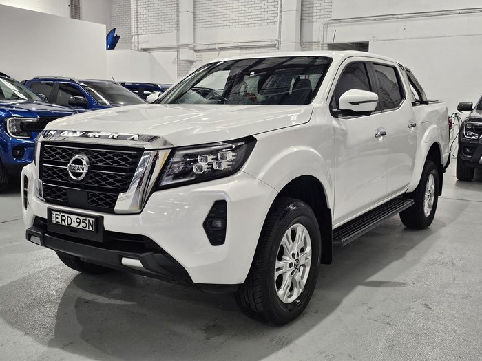 2021 Nissan Navara ST