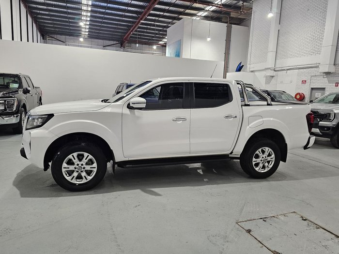 2021 Nissan Navara ST