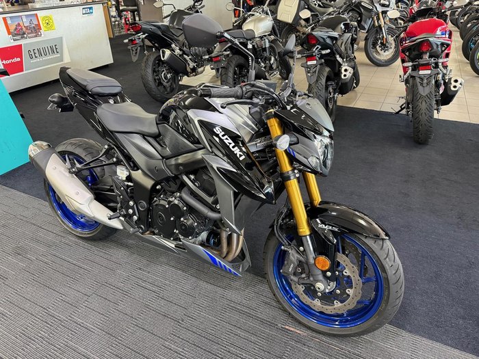2021 Suzuki