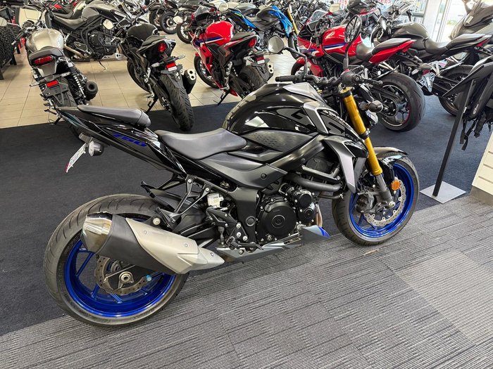 2021 Suzuki