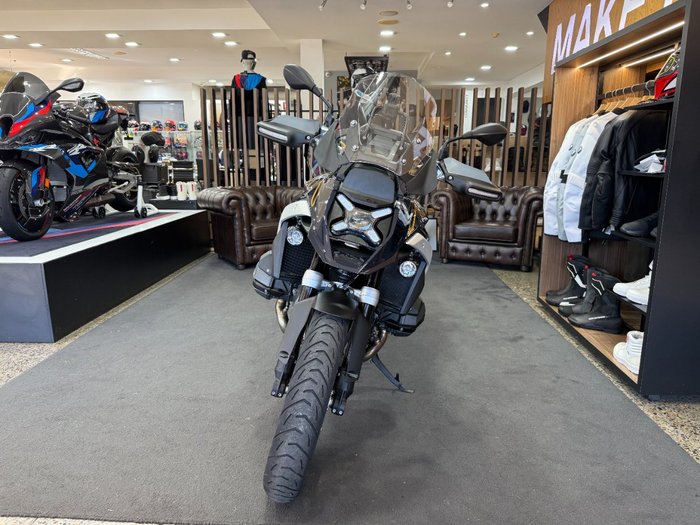 2026 BMW Motorrad 2026 BMW 1300CC R 1300 GS OPTION 719 IMPERIAL BLUE METALLIC