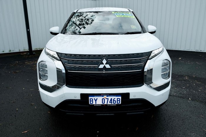 2024 Mitsubishi Outlander