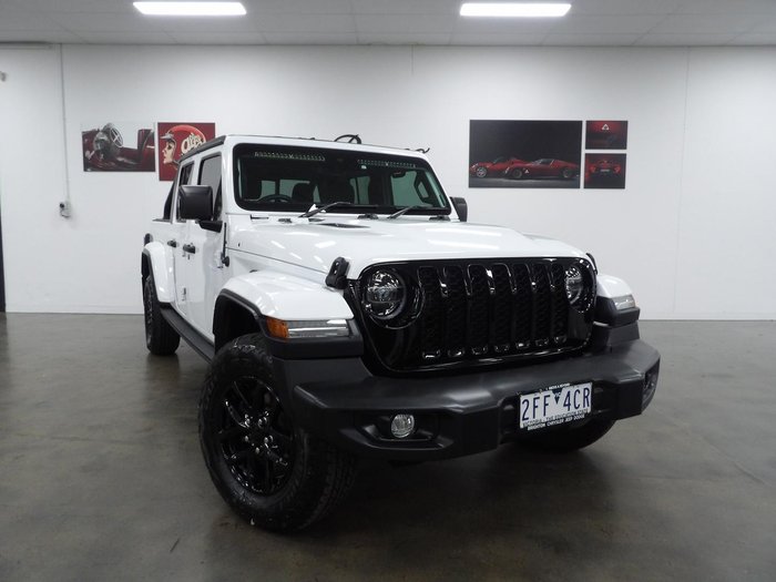2022 Jeep Gladiator Night Eagle