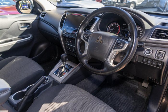 2023 Mitsubishi Triton GLS