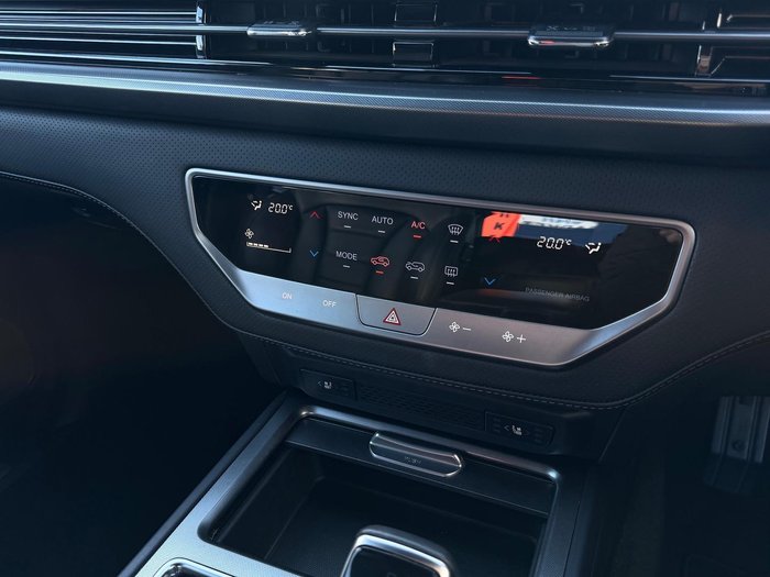 2023 SsangYong Rexton Adventure