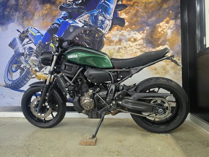 2016 Yamaha XSR700 BLACK
