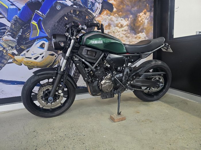 2016 Yamaha XSR700 BLACK