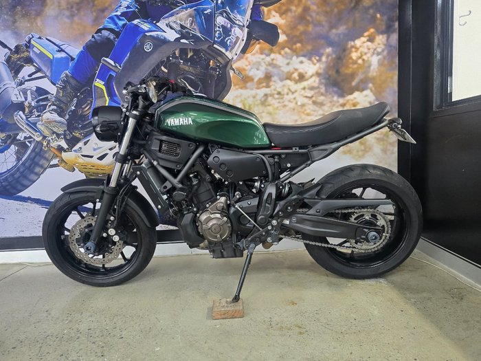 2016 Yamaha XSR700 BLACK