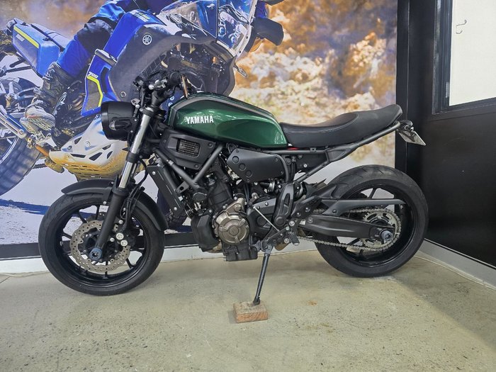 2016 Yamaha XSR700 BLACK