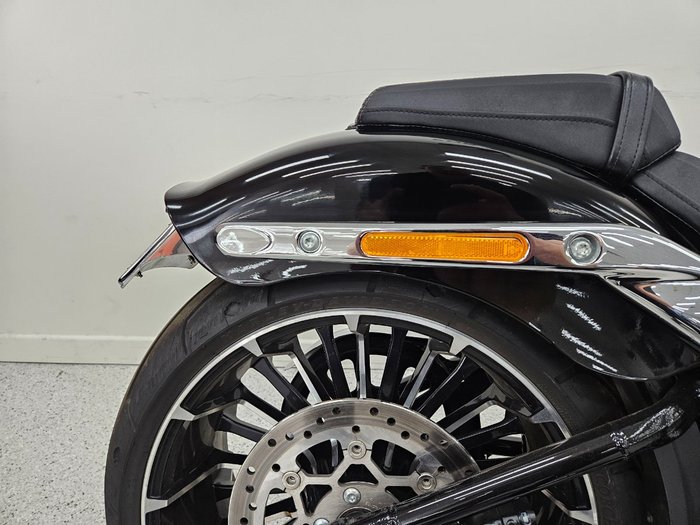 2024 Harley-davidson FXBR BREAKOUT (117) Black