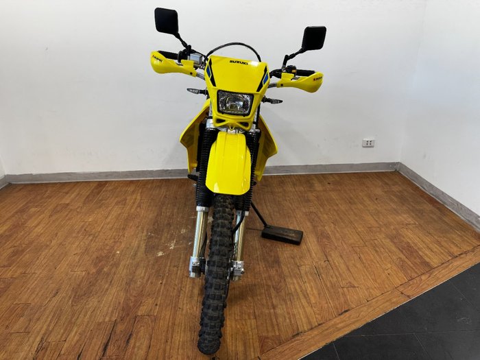2025 Suzuki DR-Z400E