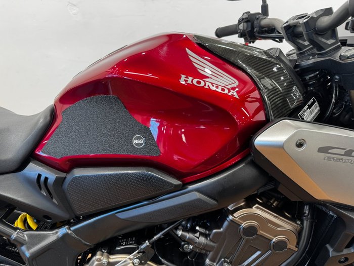 2019 Honda CB650R RED