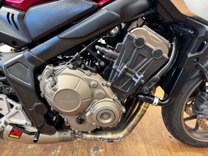 2019 Honda CB650R RED