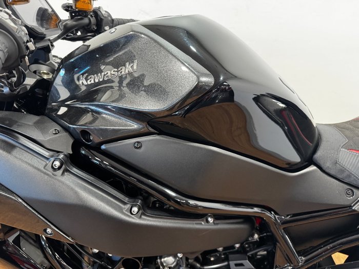 2024 Kawasaki Z H2 (ZR1000K) GREY