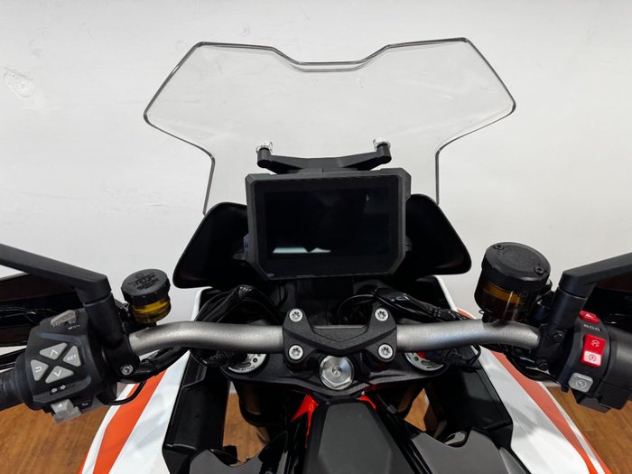 2019 Ktm 1290 SUPER DUKE GT WHITE
