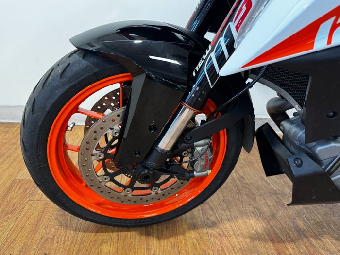 2019 Ktm 1290 SUPER DUKE GT WHITE