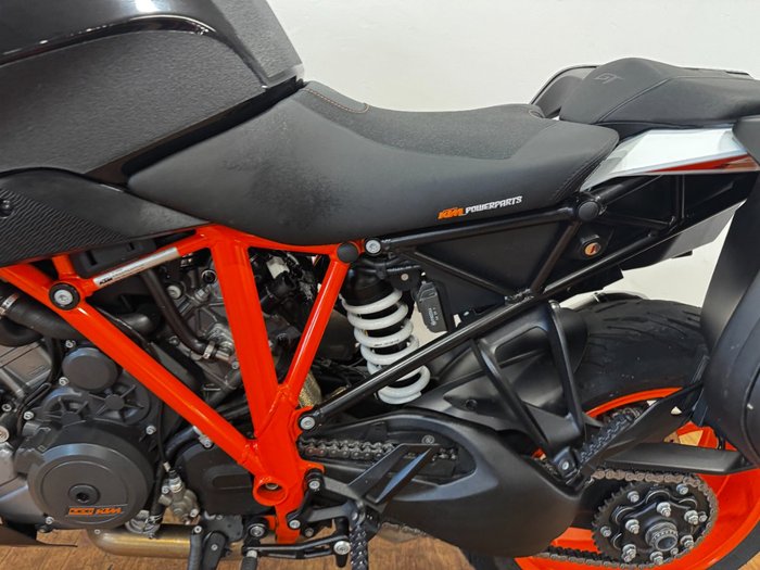 2019 Ktm 1290 SUPER DUKE GT WHITE