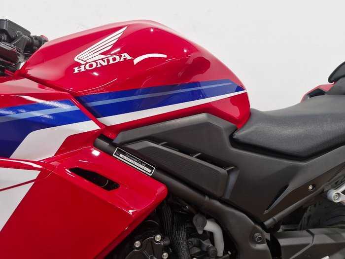 2024 Honda 2024 Honda SPORTS ABS RED