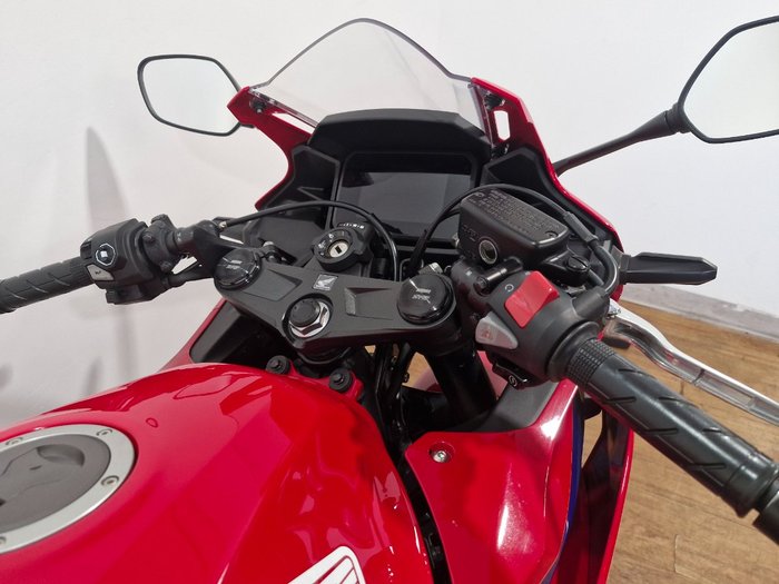 2024 Honda 2024 Honda SPORTS ABS RED