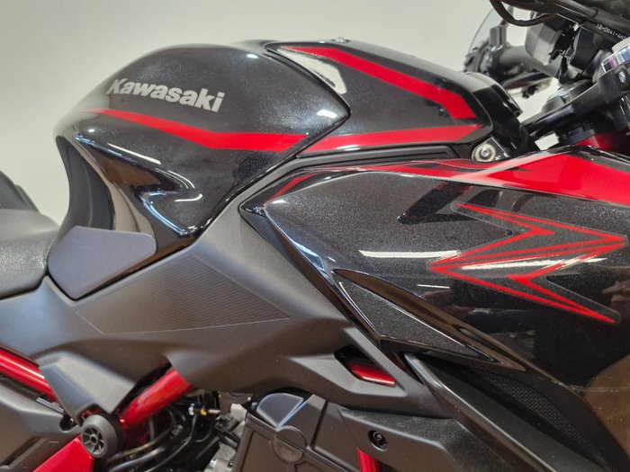 2025 Kawasaki Z650L (LAMS) Black