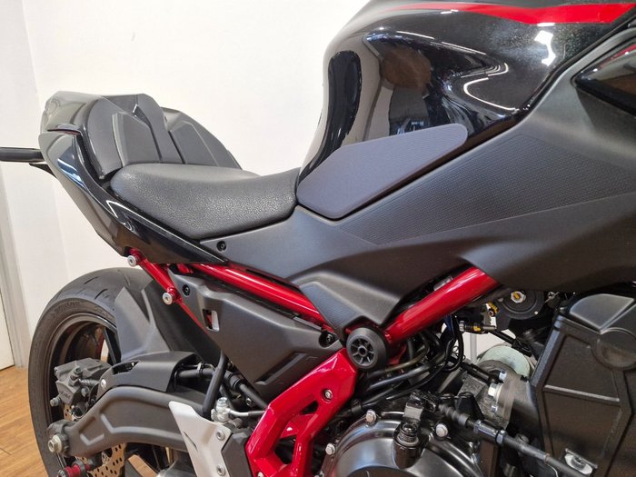 2025 Kawasaki Z650L (LAMS) Black