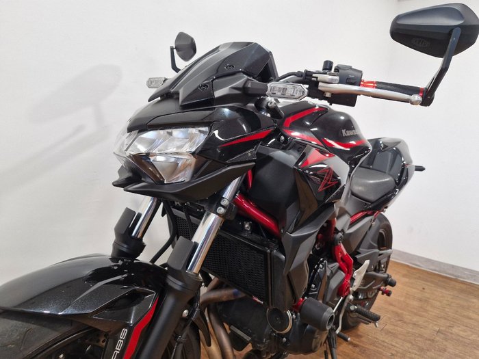 2025 Kawasaki Z650L (LAMS) Black