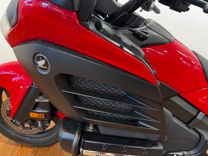 2013 Honda GL1800 (GL1800A) GOLDWING RED