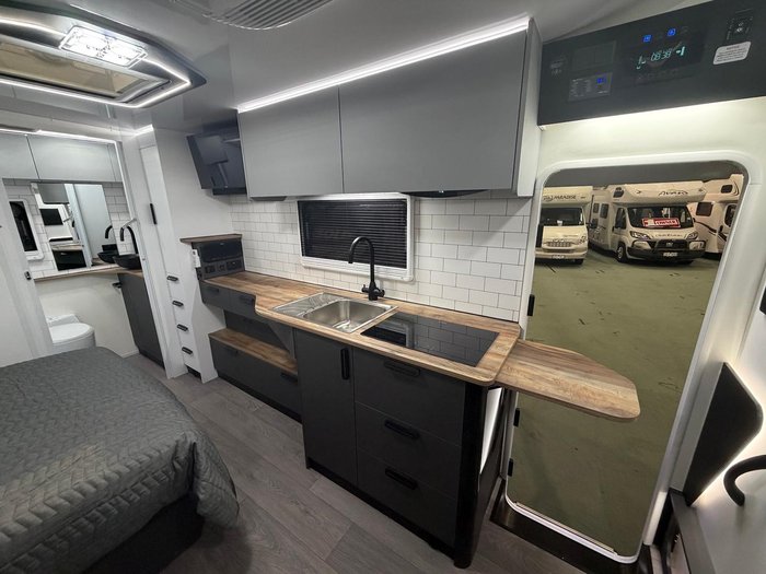 2026 Avida Birdsville Lx - E - Gas Free
