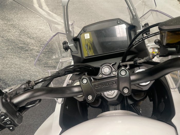 2023 CFMOTO 650MT ABS NEBULA WHITE