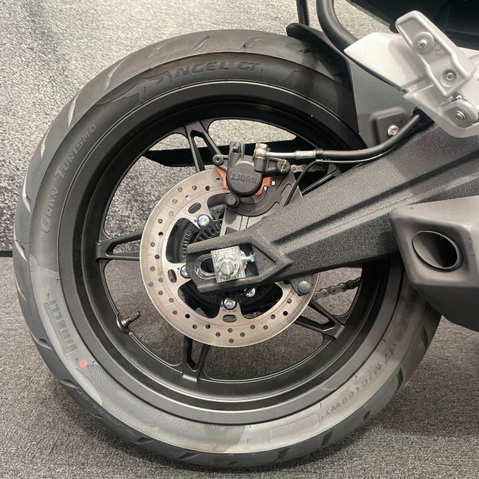 2023 CFMOTO 650MT ABS NEBULA WHITE