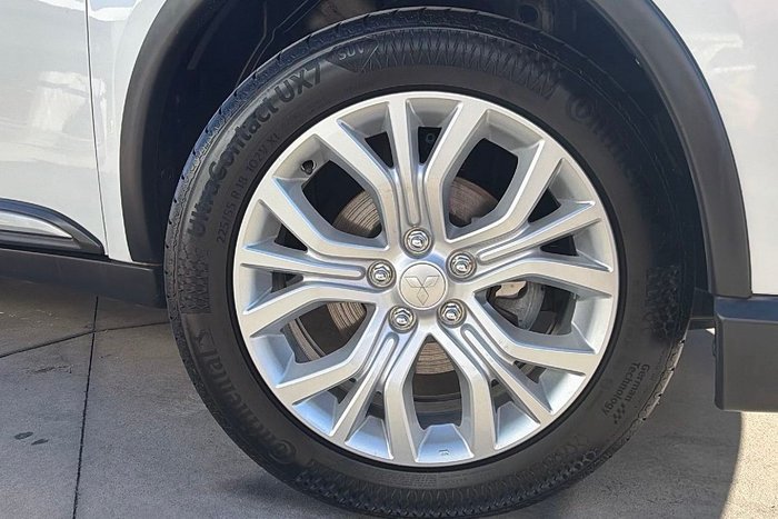 2021 Mitsubishi Outlander ES