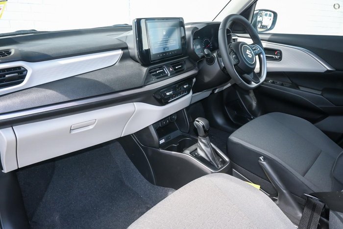 2026 Suzuki Swift Hybrid GLX UZ Pure White