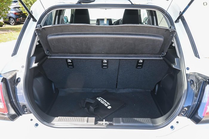 2026 Suzuki Swift Hybrid GLX UZ Pure White