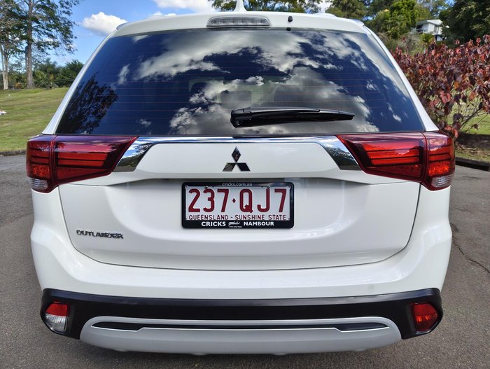 2019 Mitsubishi Outlander ES