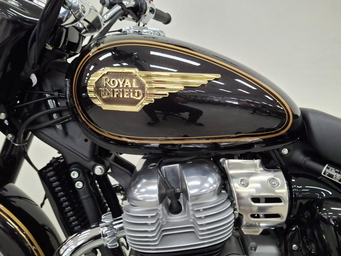 2026 Royal Enfield Bullet 650 Black
