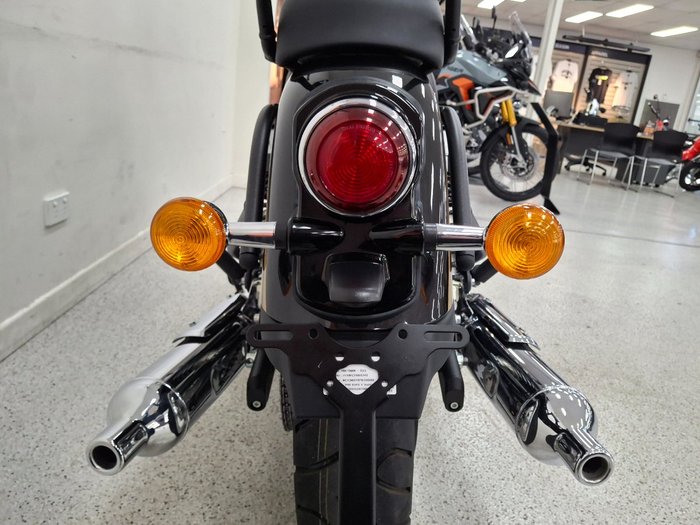 2026 Royal Enfield Bullet 650 Black