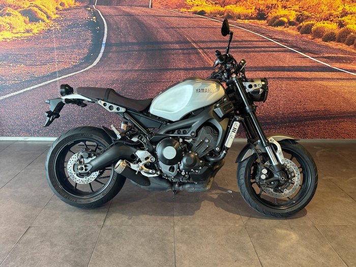 2017 Yamaha XSR900 XSR Silver